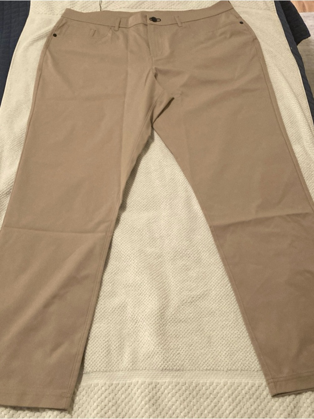 Public Rec Men's Dealmaker 5 pocket performance stretch sand 38/32 new no tags
